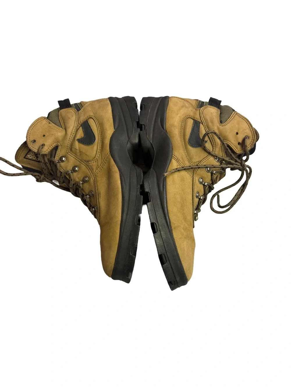 Nike Men's Vintage ACG Hiking Boots- Size 9